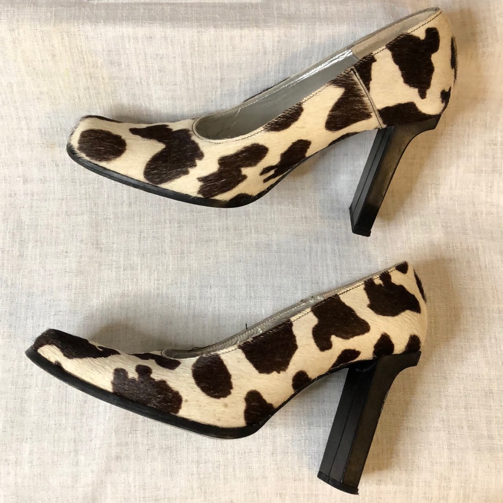 BEBE PONY HAIR COWHIDE PUMP